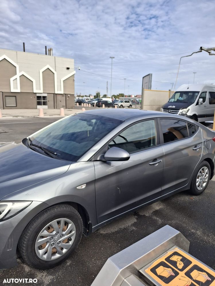 Hyundai Elantra 2016 photo 3