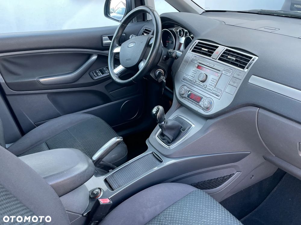 Ford C-MAX 2.0 Style - 26