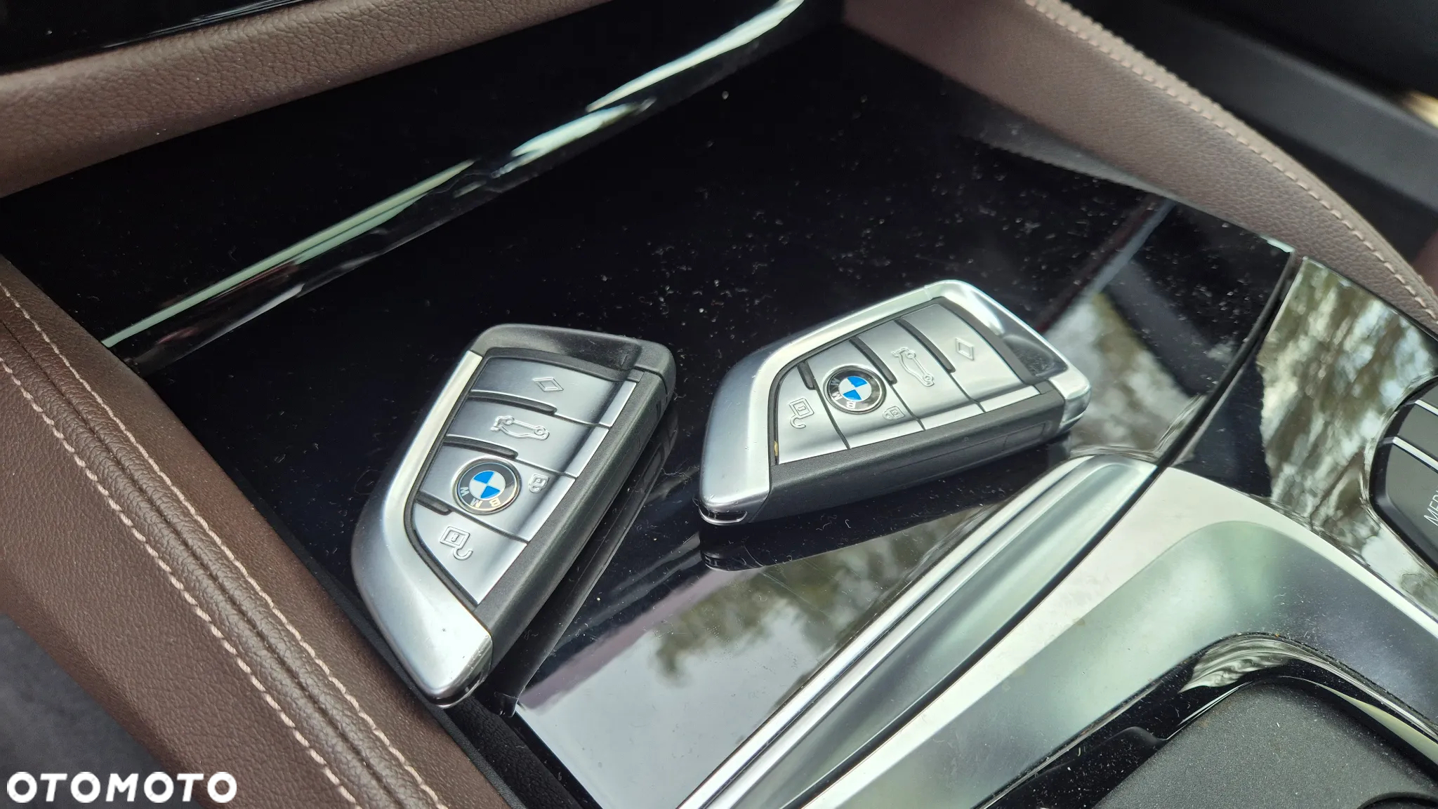 BMW Seria 5 540d xDrive Touring M Sport Edition - 14