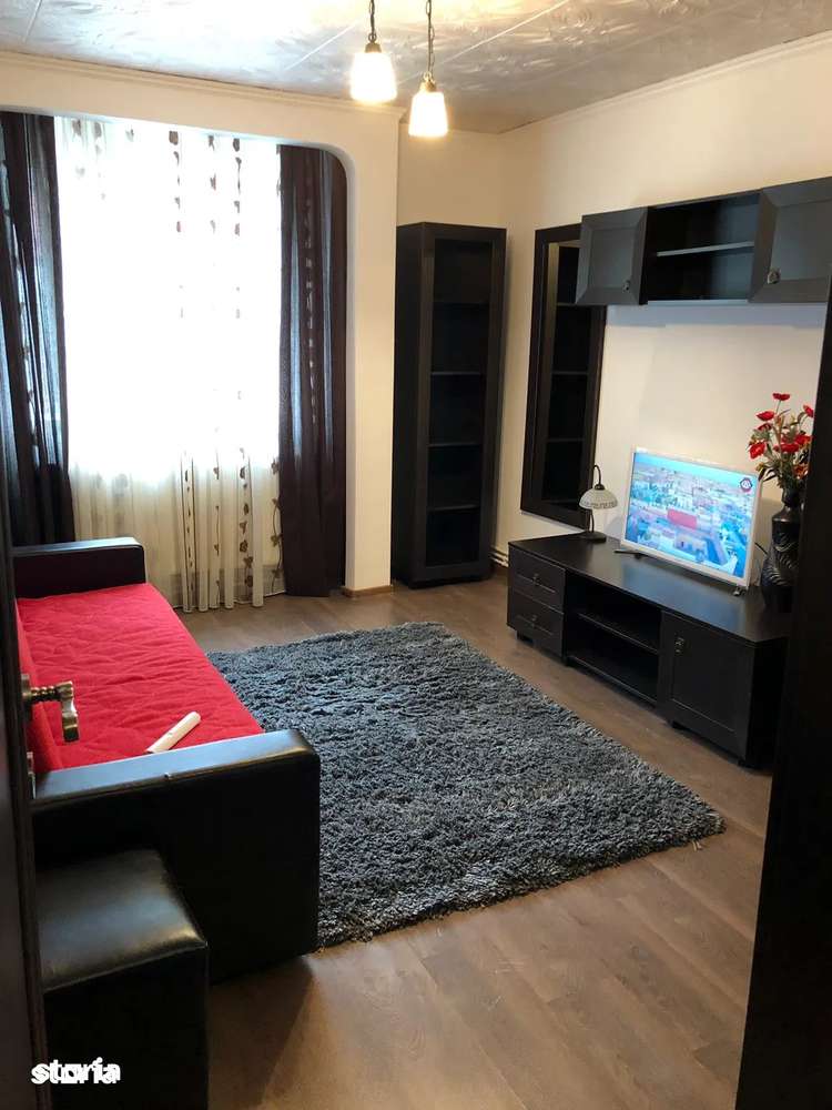 Garsonieră 28mp, Centrul Nou Brașov, mobilată — fotografia 1