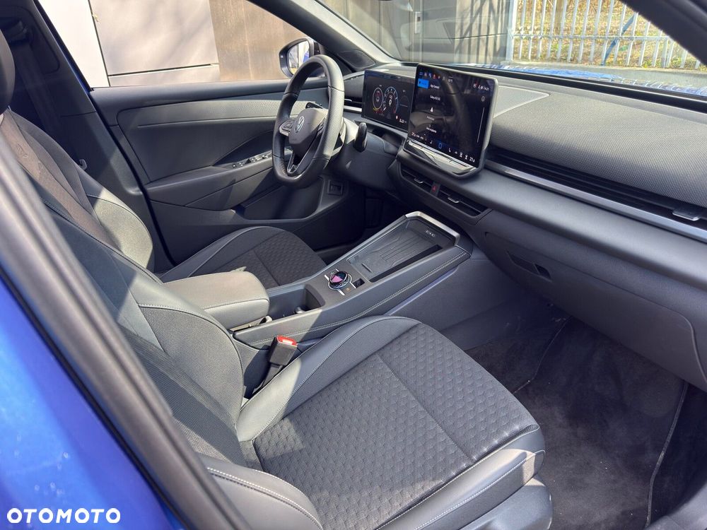 Volkswagen T-Roc 1.5 TSI R-Line DSG - 12
