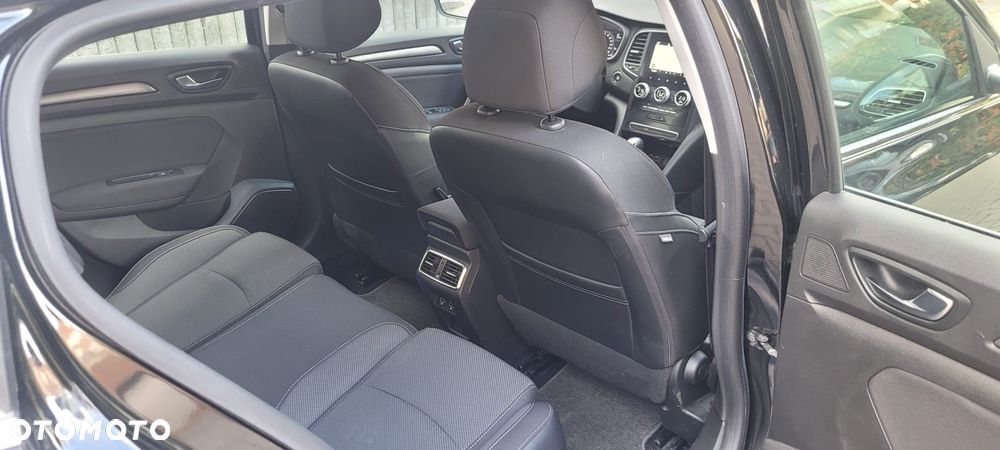 Renault Megane BLUE dCi 115 EDC BUSINESS EDITION - 22