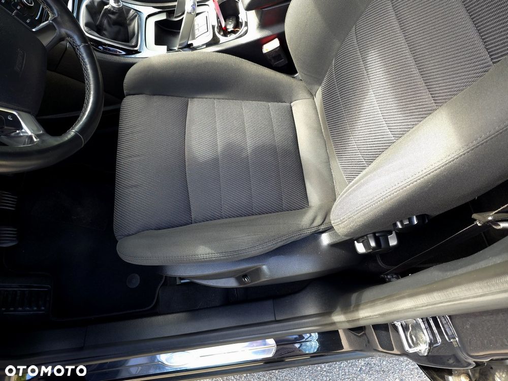 Ford S-Max - 15