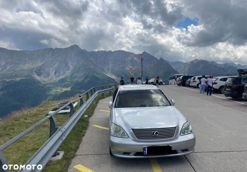 Lexus LS 430 Voyage - 9