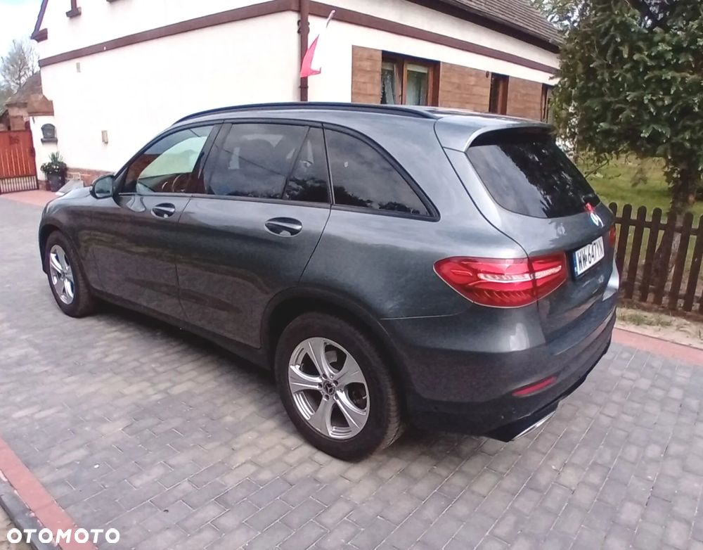 Mercedes-Benz GLC - 9