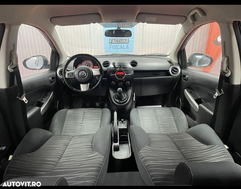 Mazda 2 1.3i TE - 21