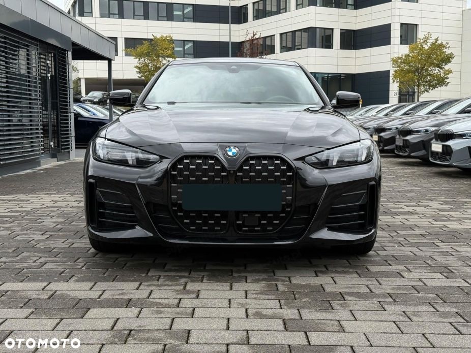 BMW Seria 4 420d xDrive mHEV M Sport - 9