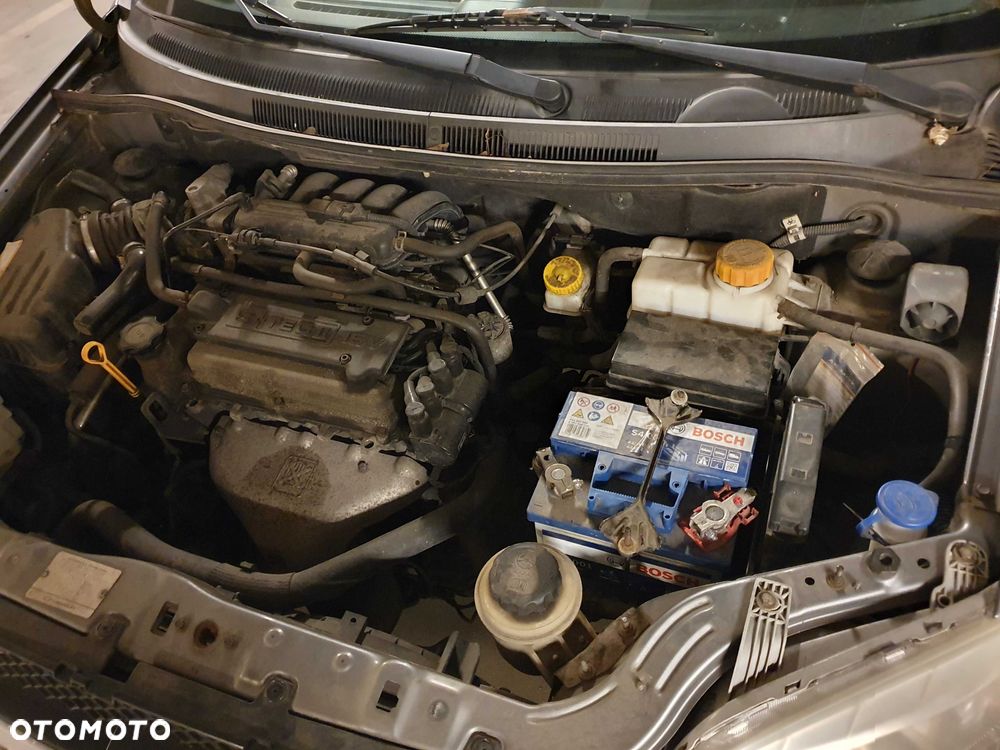 Chevrolet Aveo - 6