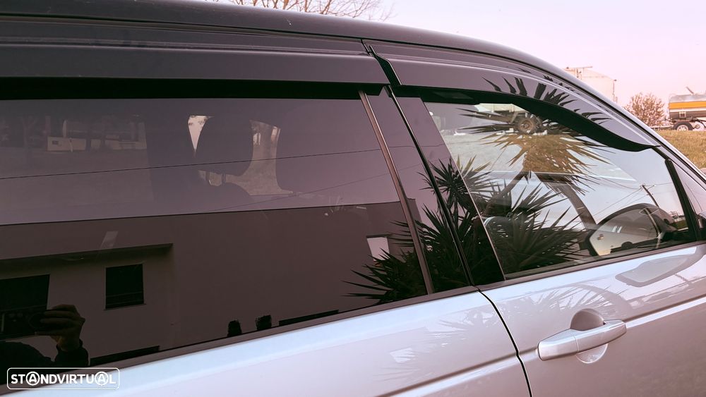 Land Rover Discovery Sport - 6