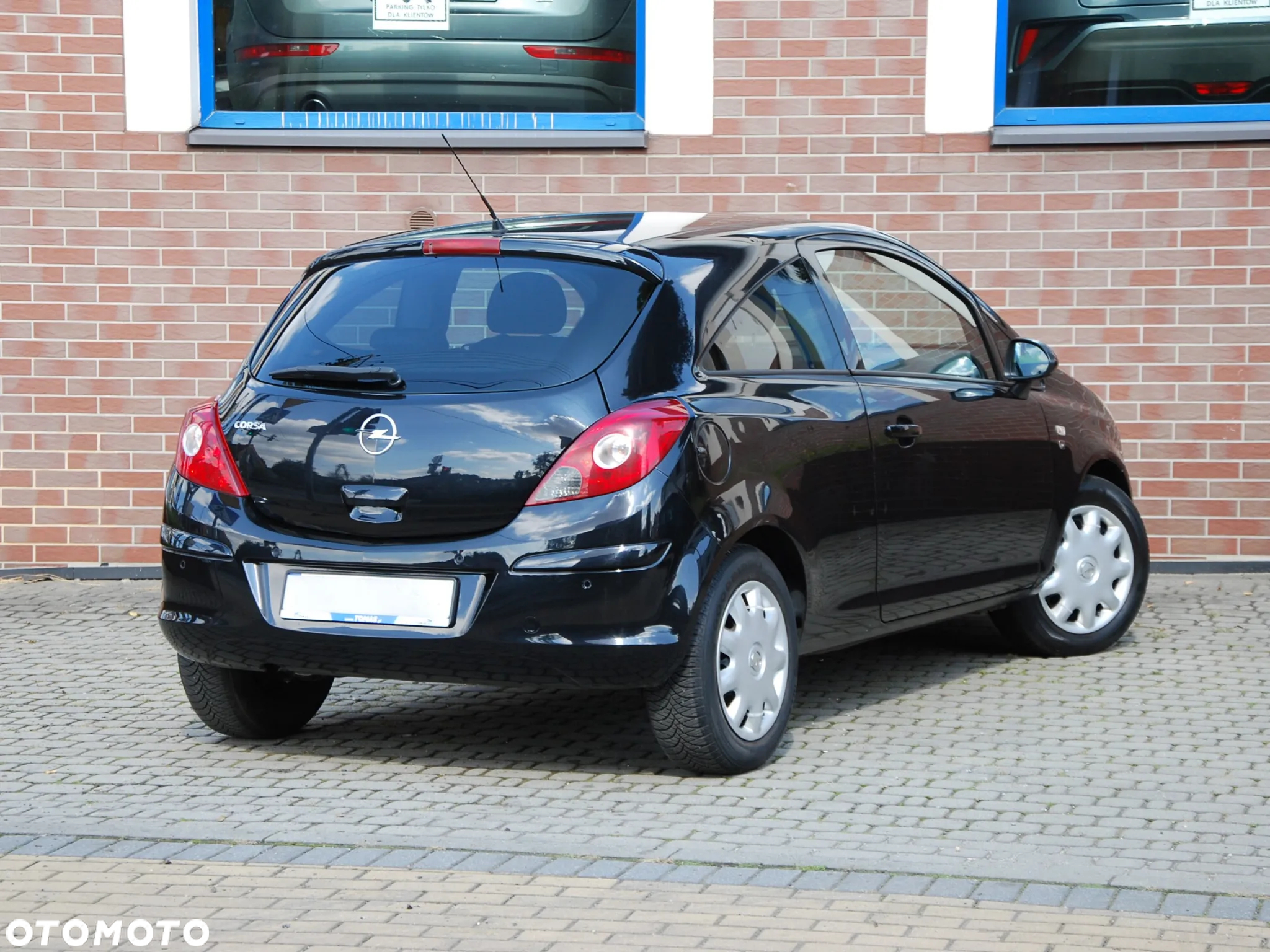 Opel Corsa 1.4 16V Enjoy - 25