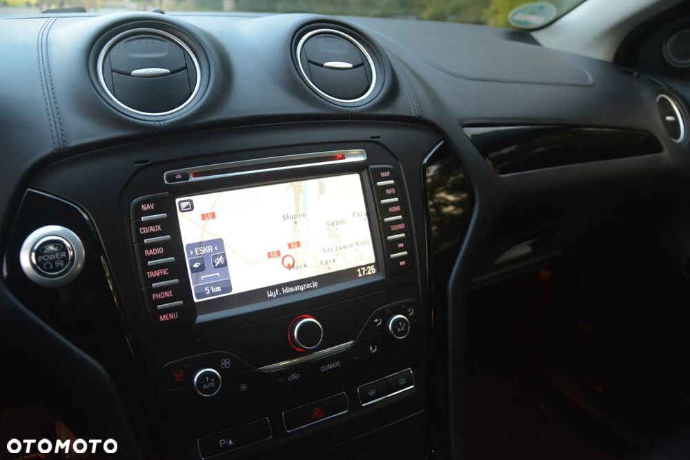 Ford Mondeo 2.0 TDCI Titanium - 31