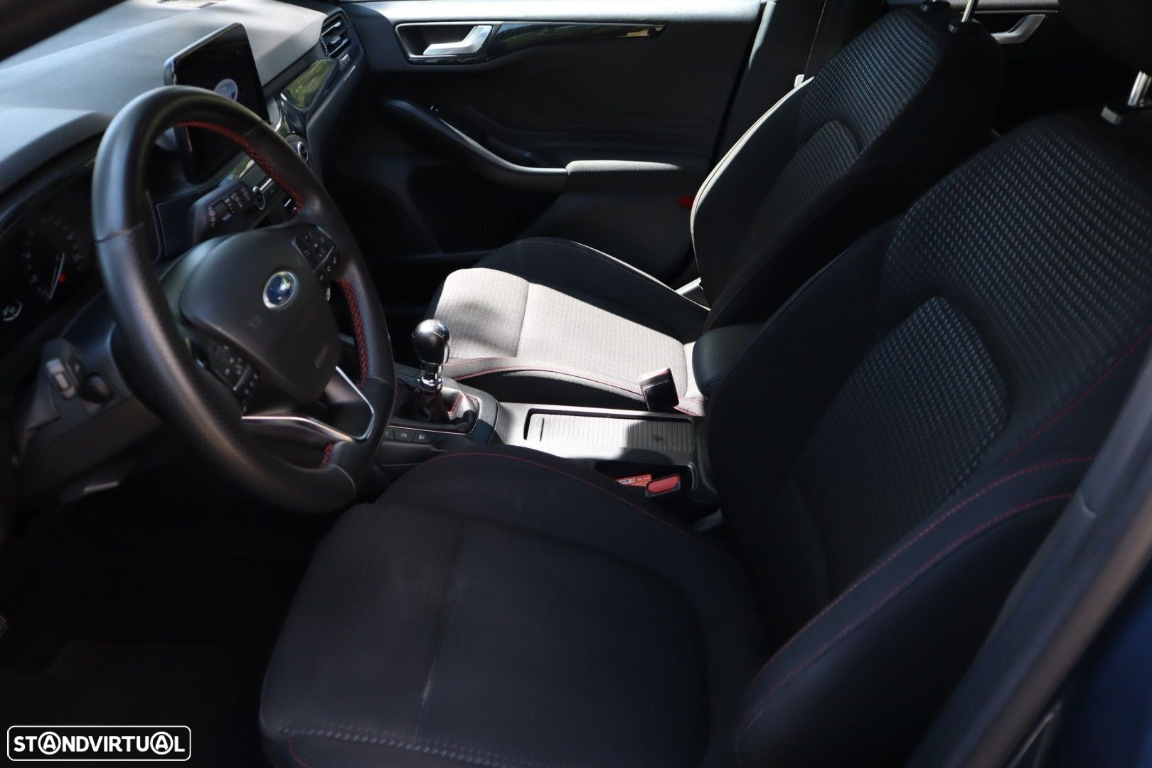 Ford Focus 1.0 EcoBoost MHEV ST-Line - 9