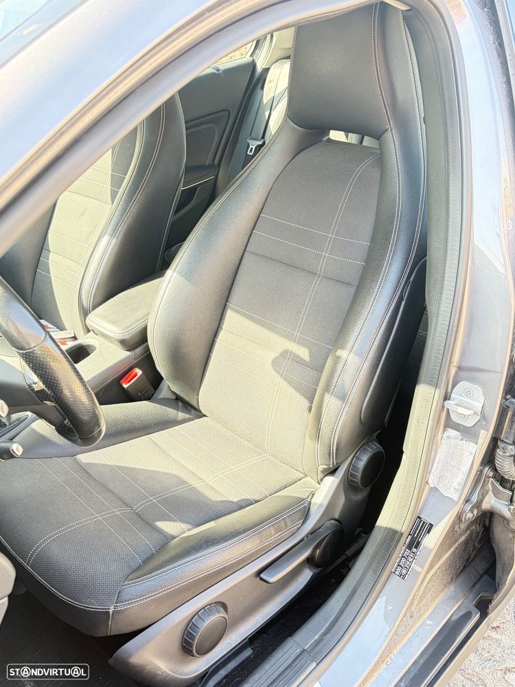 Mercedes-Benz GLA 180 CDI Urban - 9