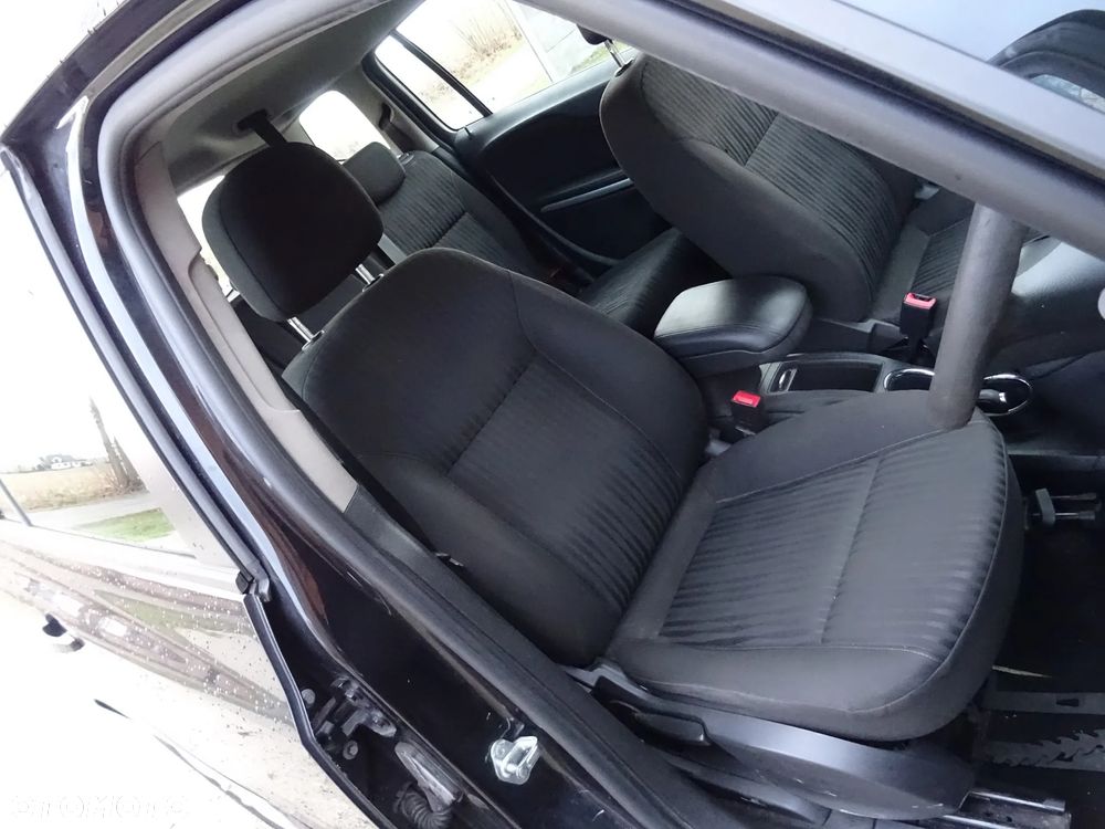 OPEL ZAFIRA C TOURER TAPICERKA FOTELE SIEDZENIA STOŁKI TYŁ PASY WYKŁADZINA - 11
