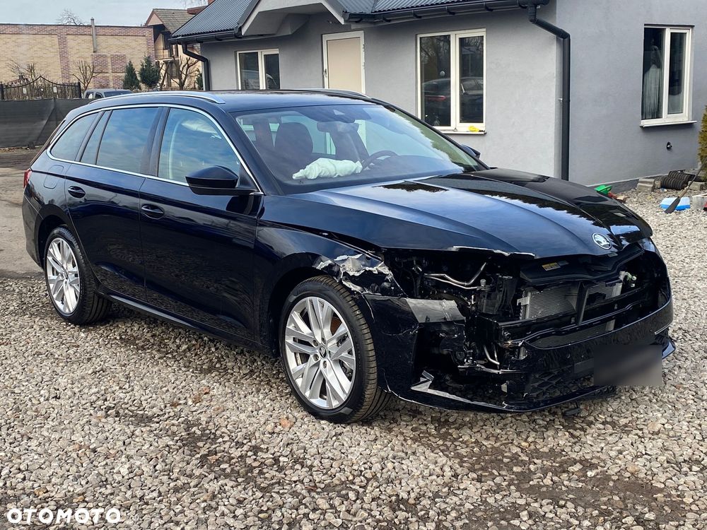 Skoda Octavia 1.5 TSI mHEV Selection DSG - 13