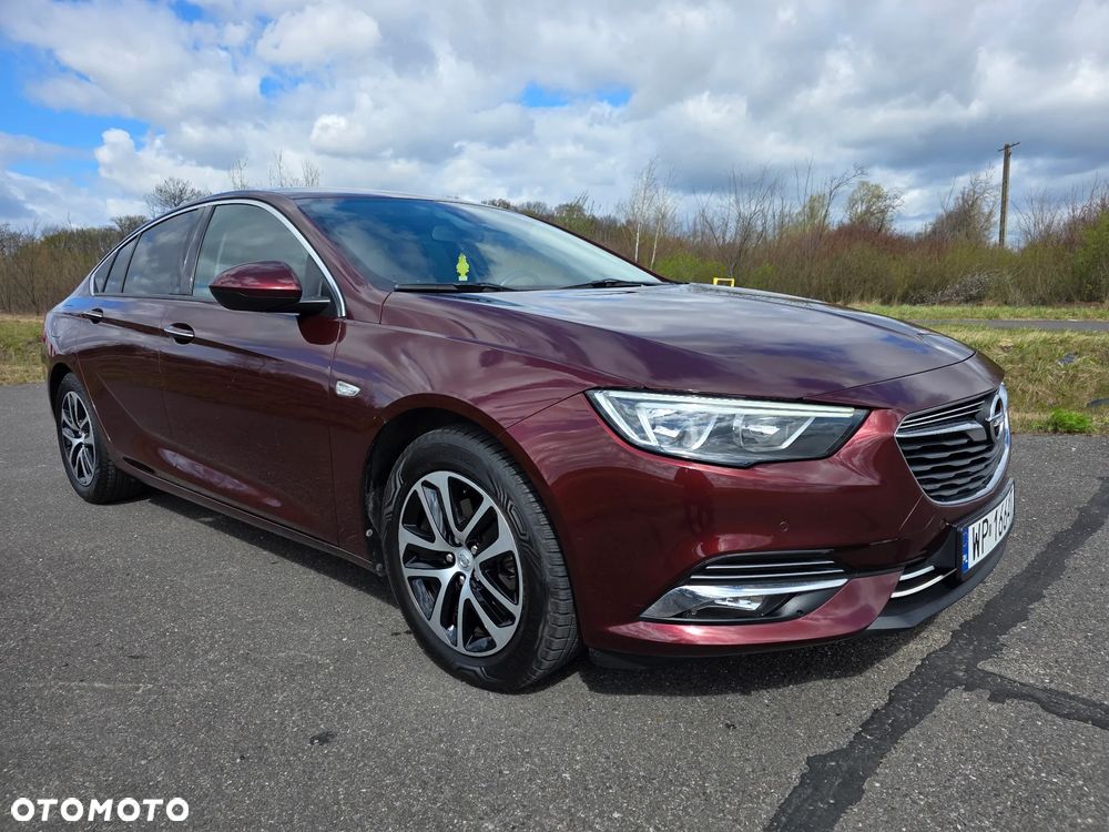 Opel Insignia 1.5 T Enjoy S&S - 9