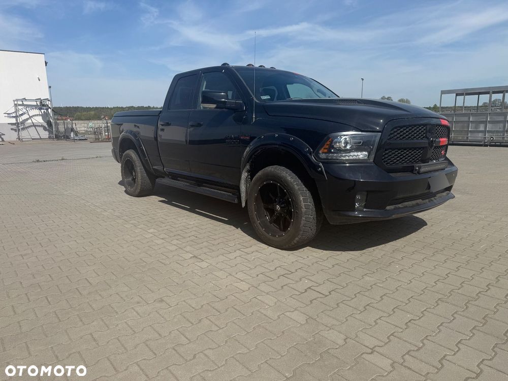 Dodge RAM 5.7 4x4 - 11