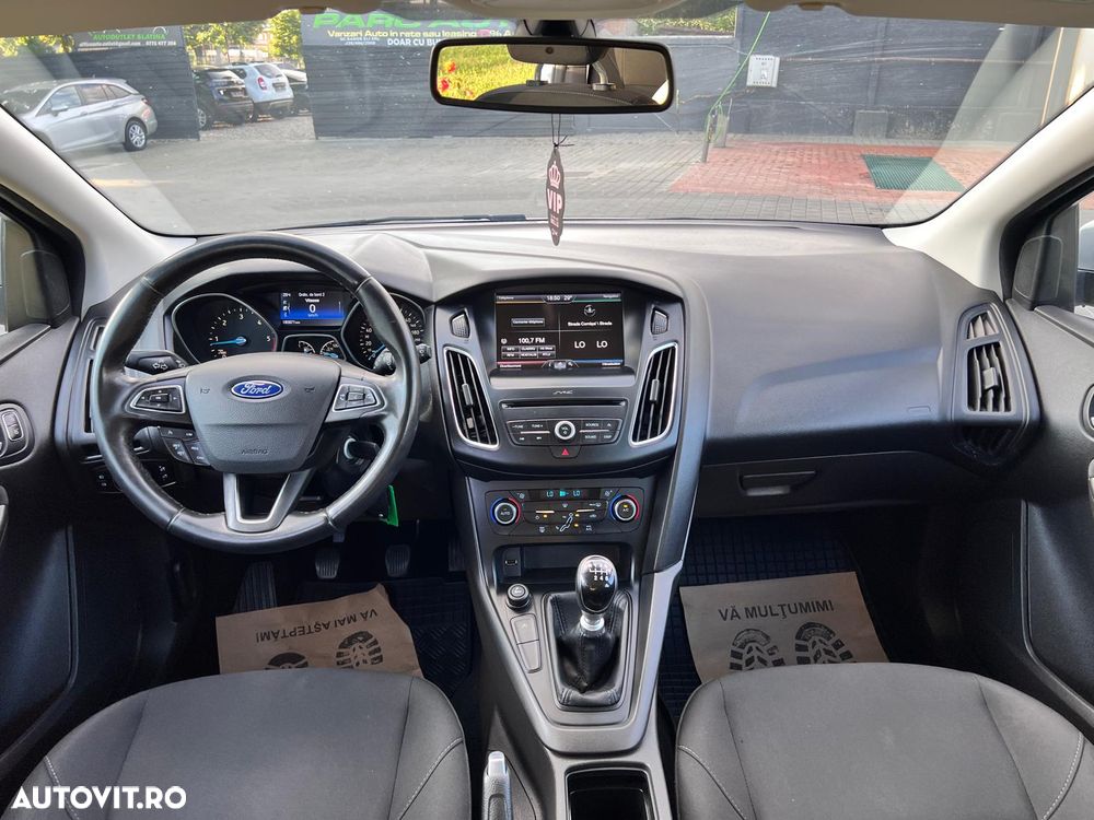 Ford Focus 1.6 TDCi DPF Start-Stopp-System SYNC Edition - 6