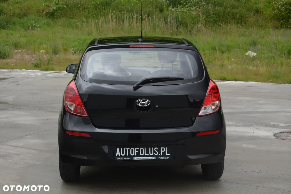 Hyundai i20 - 12