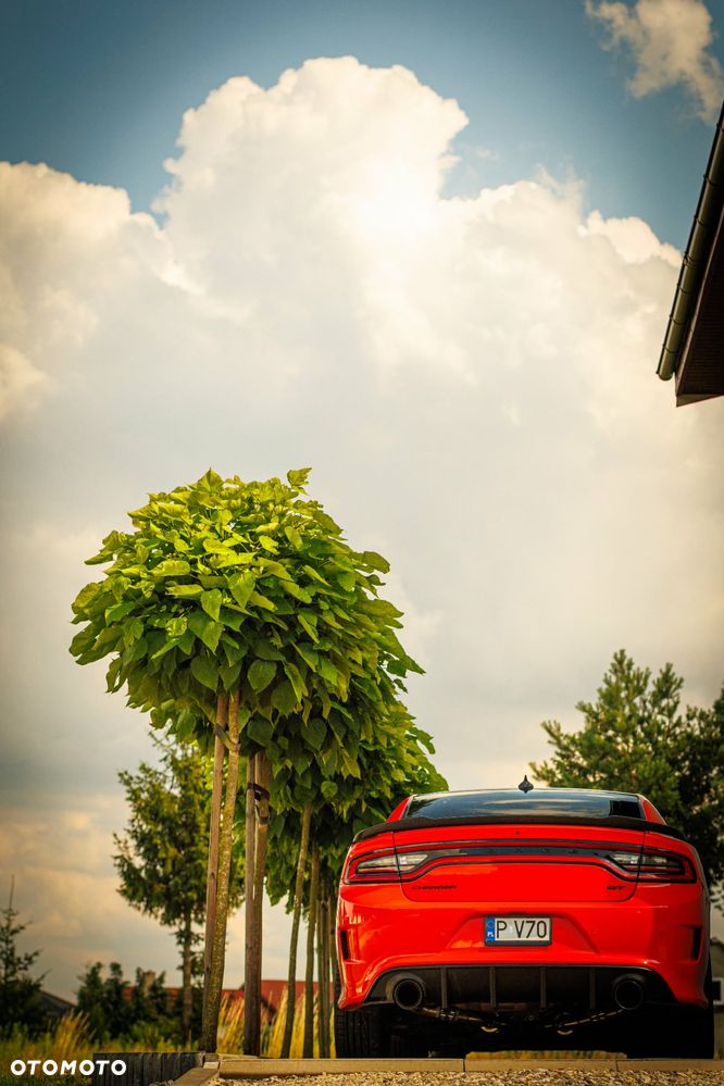 Dodge Charger - 12