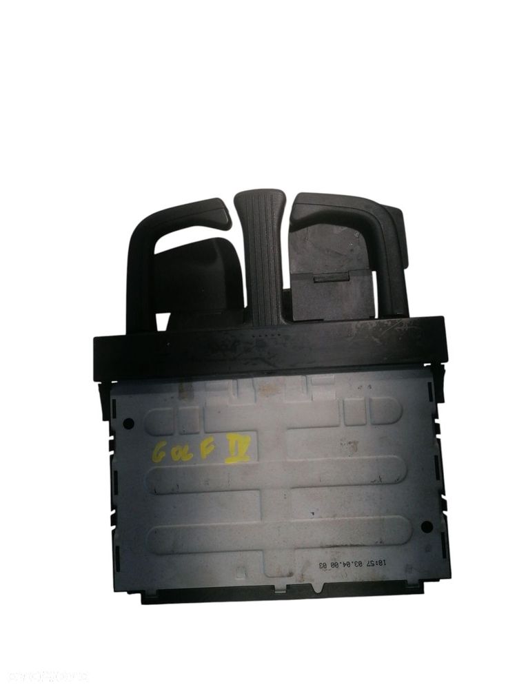 UCHWYT NA KUBEK VW GOLF IV 1.6 - 1