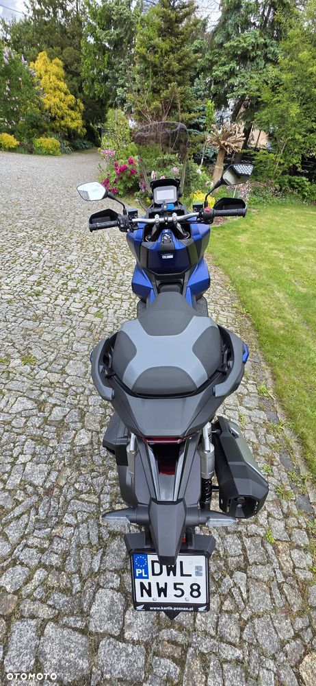 Honda ADV350 - 4
