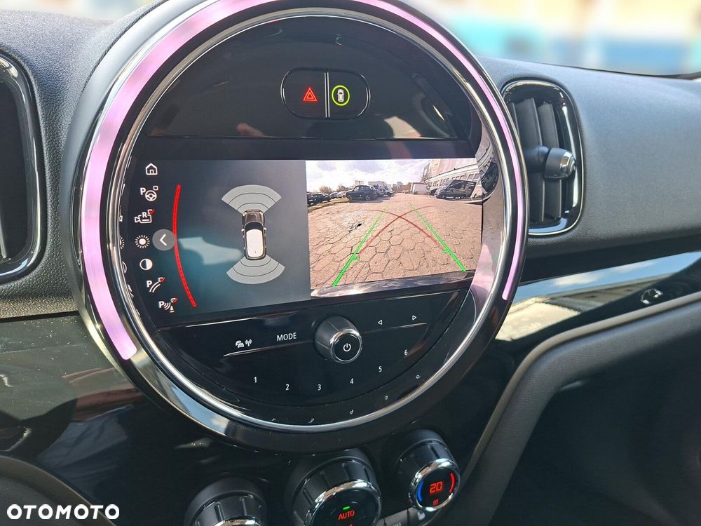 MINI Countryman Cooper Classic Trim - 18