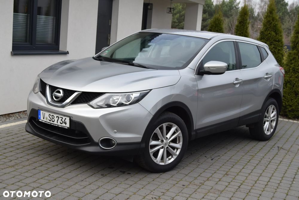 Nissan Qashqai 1.2 DIG-T N-Connecta - 1