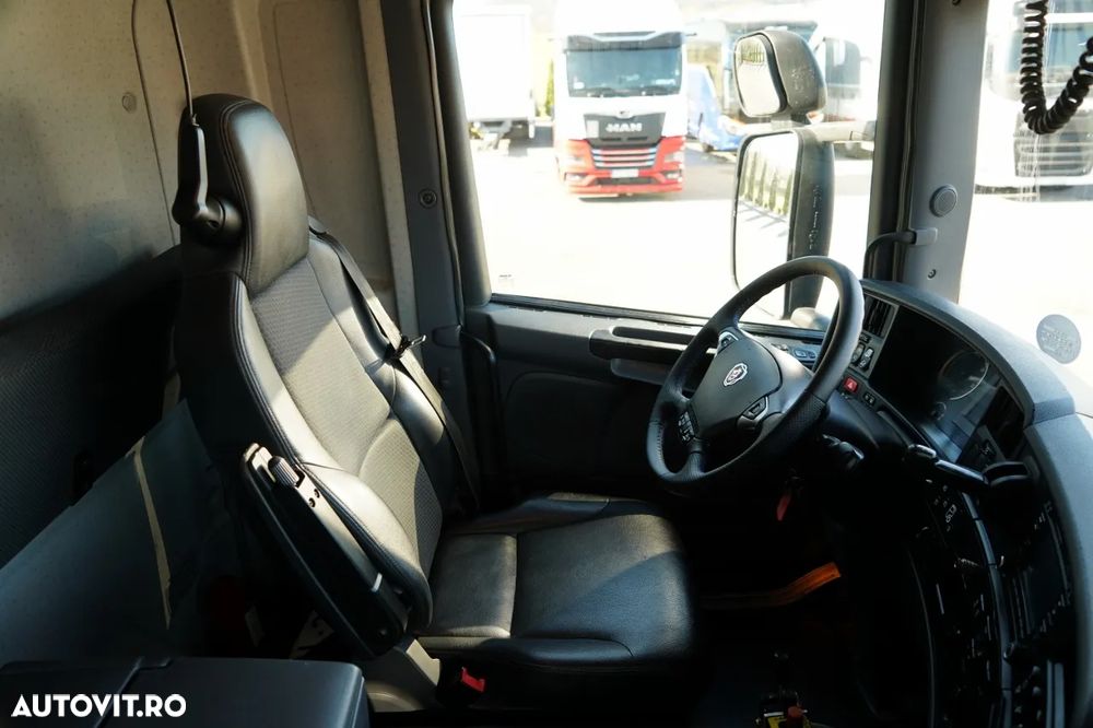 MAN G 490 / 8x4 / BASCULATOR SPATE / CLAPETĂ HIDRAULICĂ / CORTINĂ AUTOMATĂ / MANUALĂ / EURO 6 - 29