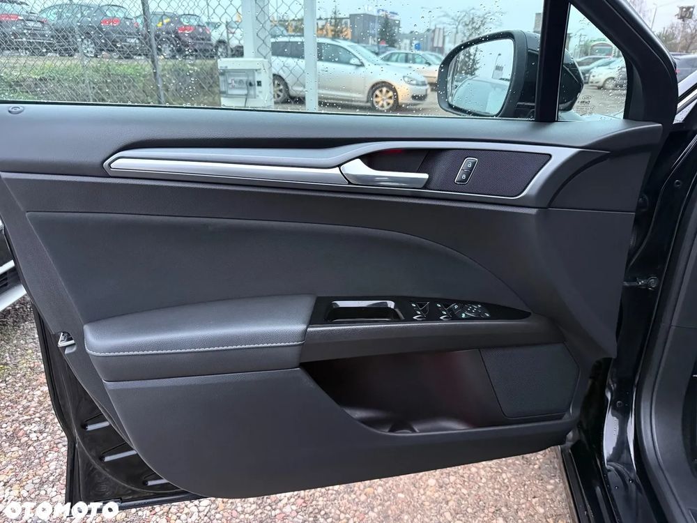 Ford Mondeo 1.5 EcoBoost Titanium - 11