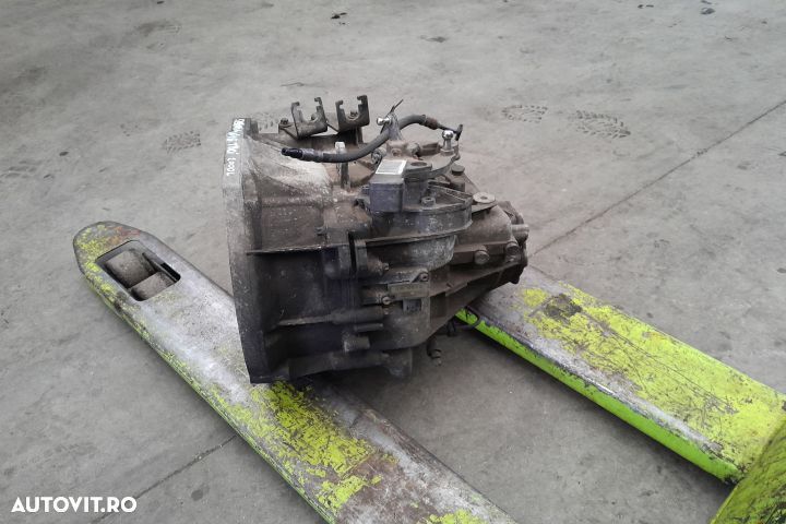 CUTIE DE VITEZE MANUALA  TIP MOTOR 9HZ (DV6TED4) 1.6 DIESEL MX1253 Mi - 2
