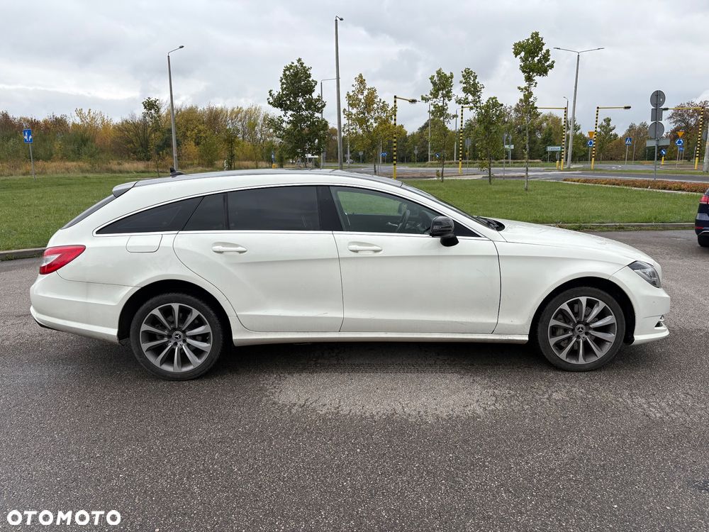 Mercedes-Benz CLS - 4
