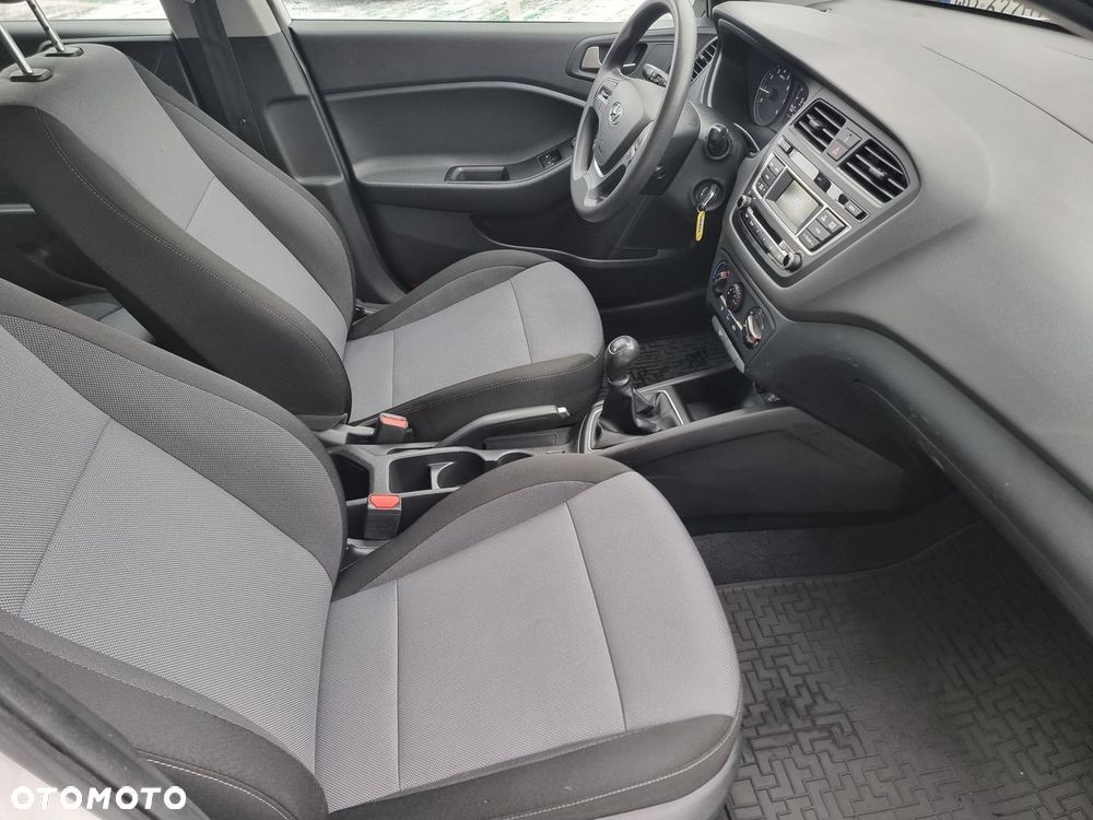 Hyundai i20 1.2 BlueDrive Classic + - 19