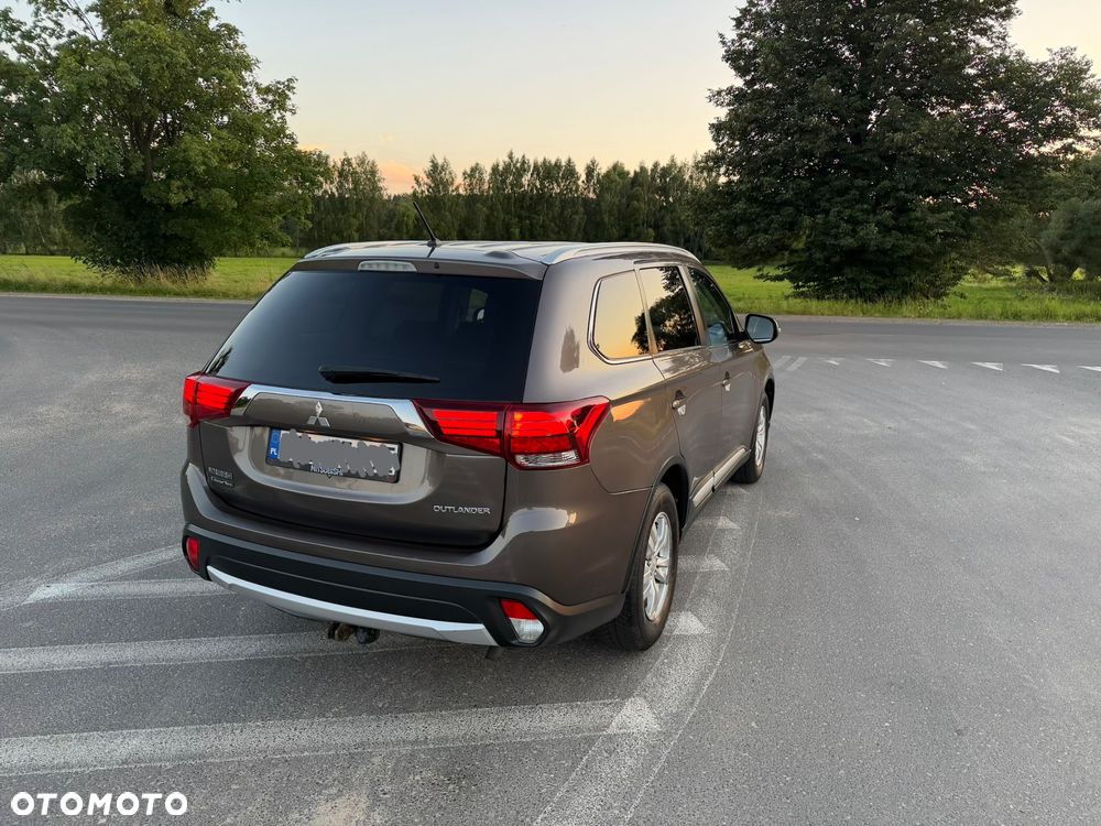 Mitsubishi Outlander 2.0 2WD Active - 6