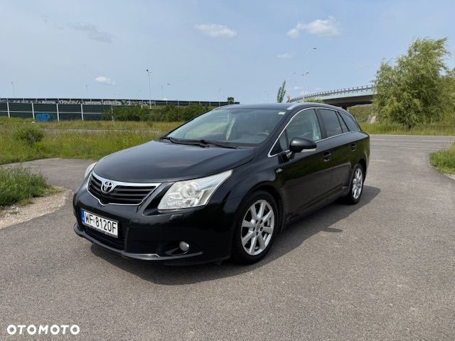 Toyota Avensis 2.2 D-CAT Premium - 1