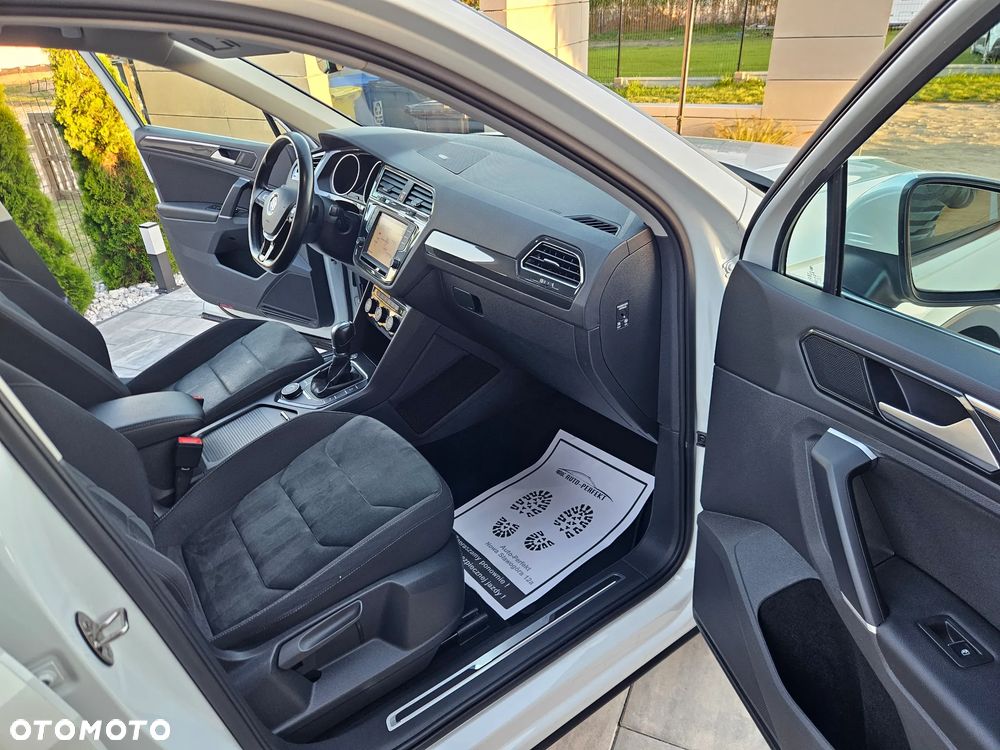 Volkswagen Tiguan - 32