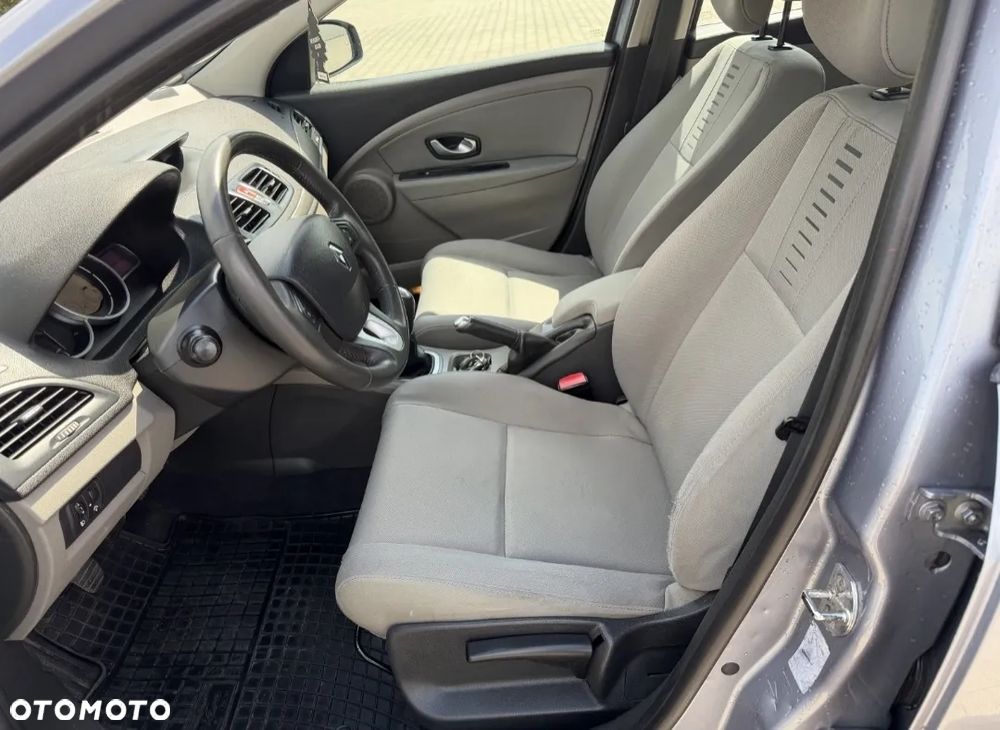 Renault Megane 1.5 dCi Expression - 5