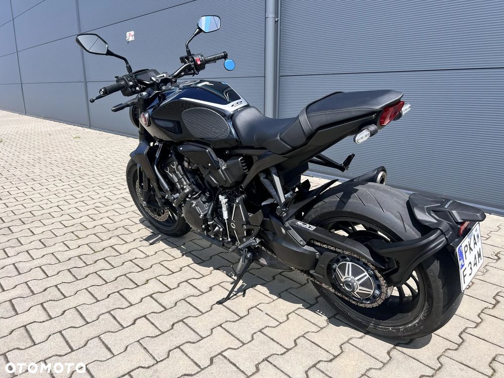 Honda CB - 3