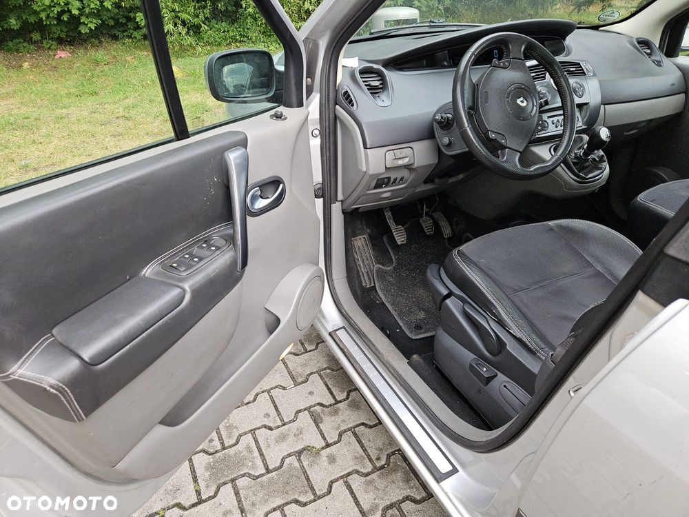 Renault Scenic - 11