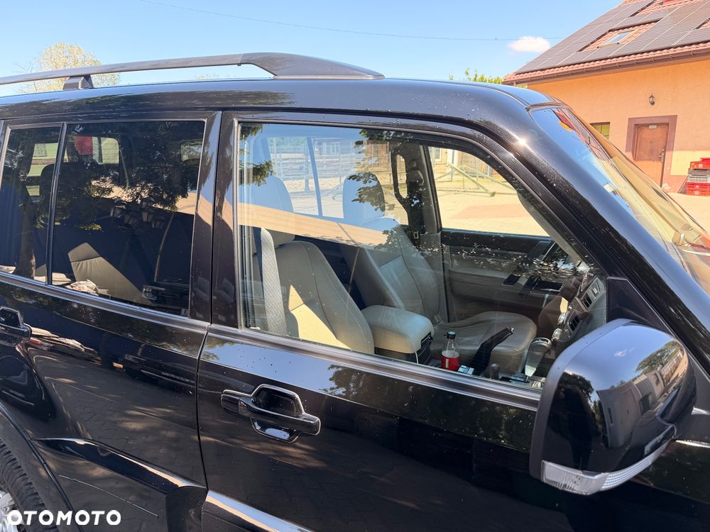 Mitsubishi Pajero 3.2 DID Instyle EU6 - 15