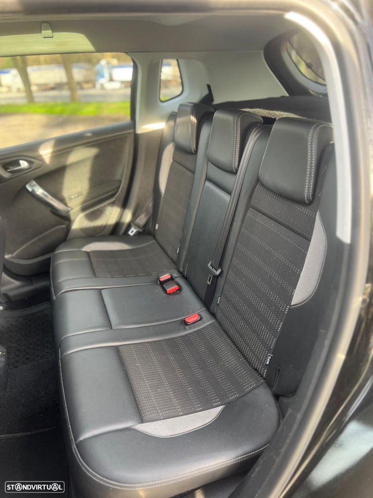 Peugeot 2008 1.6 e-HDi Allure 2-Tronic - 9