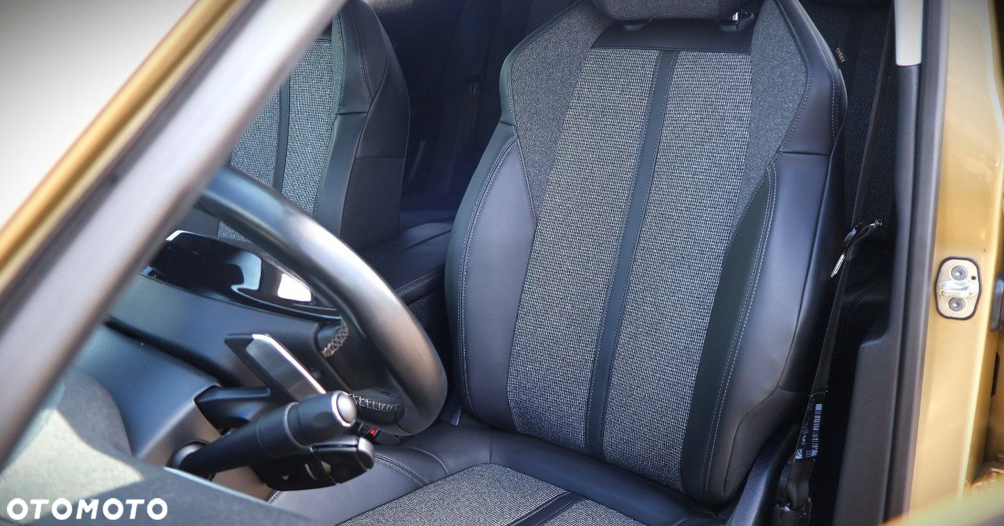 Peugeot 3008 - 12