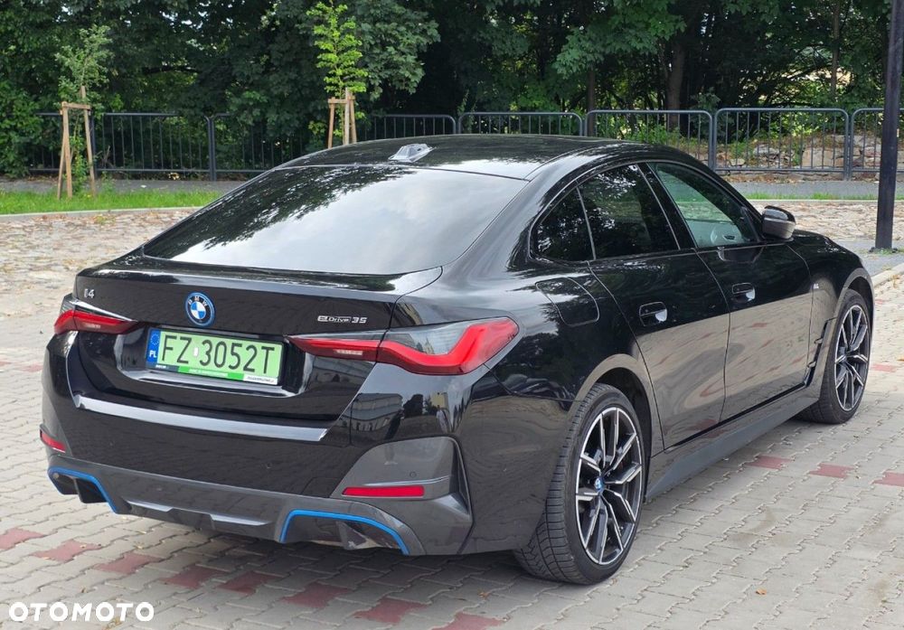 BMW i4 - 5