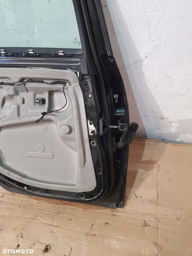 drzwi lewy tył schwarz 2 bmw 5 e61 europa - 9