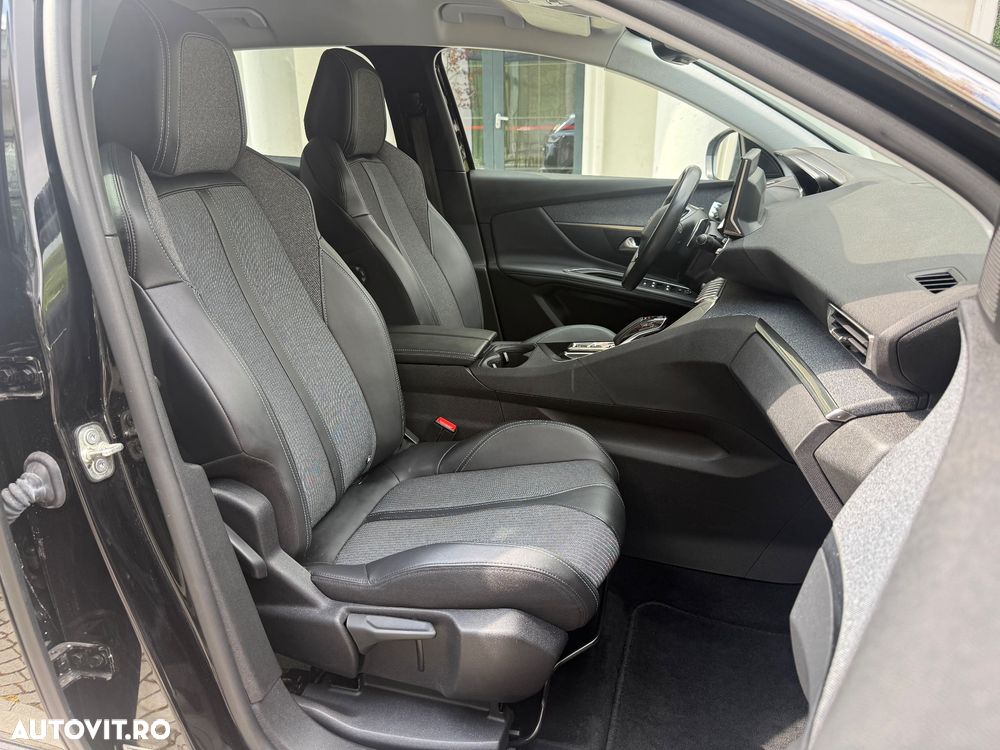 Peugeot 3008 225 e-EAT8 Allure Pack - 17