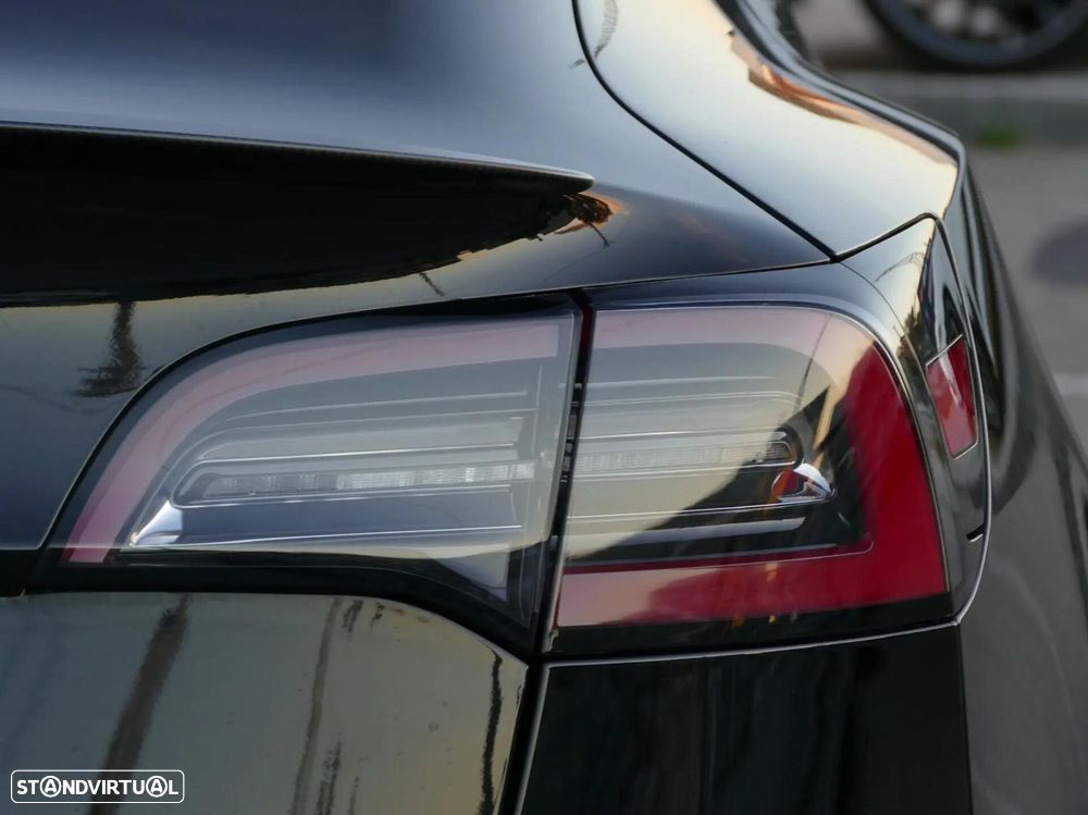 Tesla Model 3 Performance Dual Motor AWD - 12