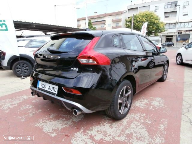 Volvo V40 2.0 D2 R-Design - 5