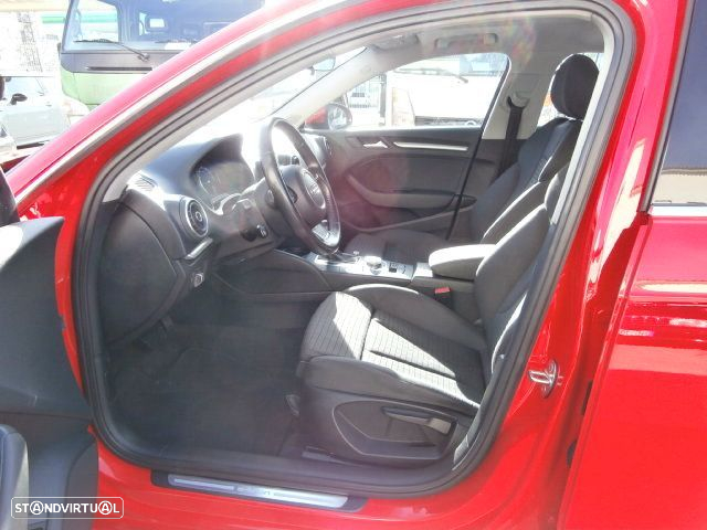 Audi A3 Sportback - 10