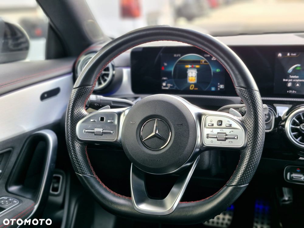 Mercedes-Benz CLA 200 AMG Line 7G-DCT - 12