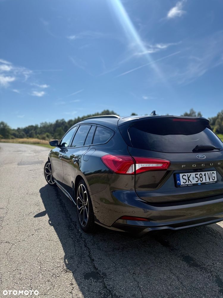Ford Focus 1.5 EcoBoost ST-Line X - 4
